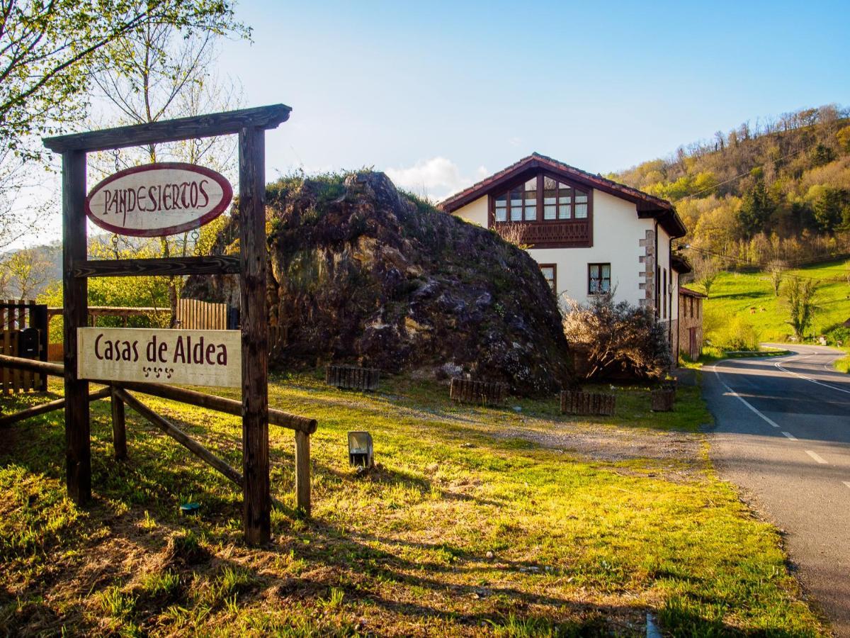 Casas Rurales Pandesiertos Onís Dış mekan fotoğraf
